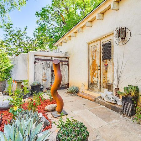 Adobe Studio 2 Blocks To Downtown Santa Fe Plaza! Экстерьер фото