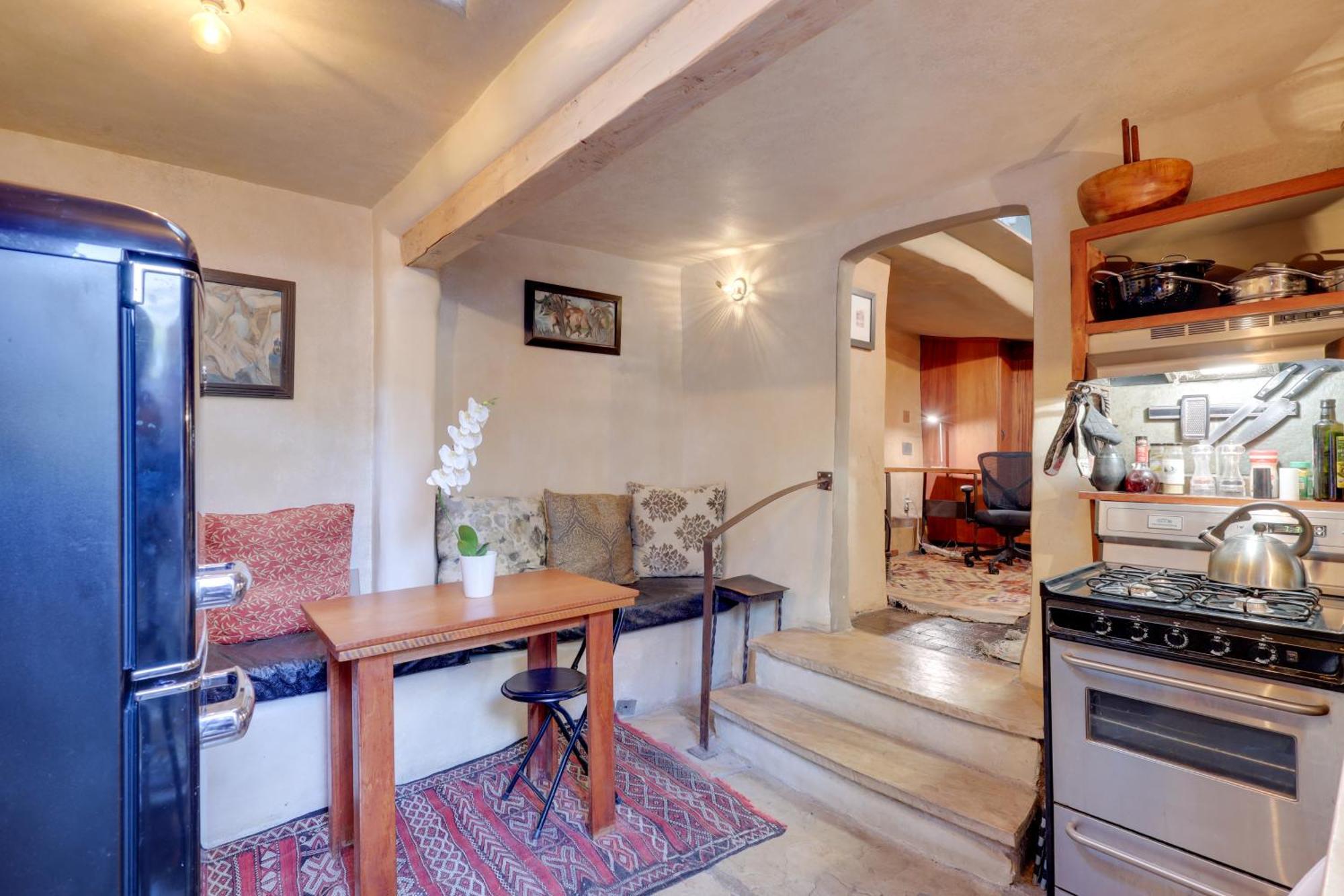 Adobe Studio 2 Blocks To Downtown Santa Fe Plaza! Экстерьер фото