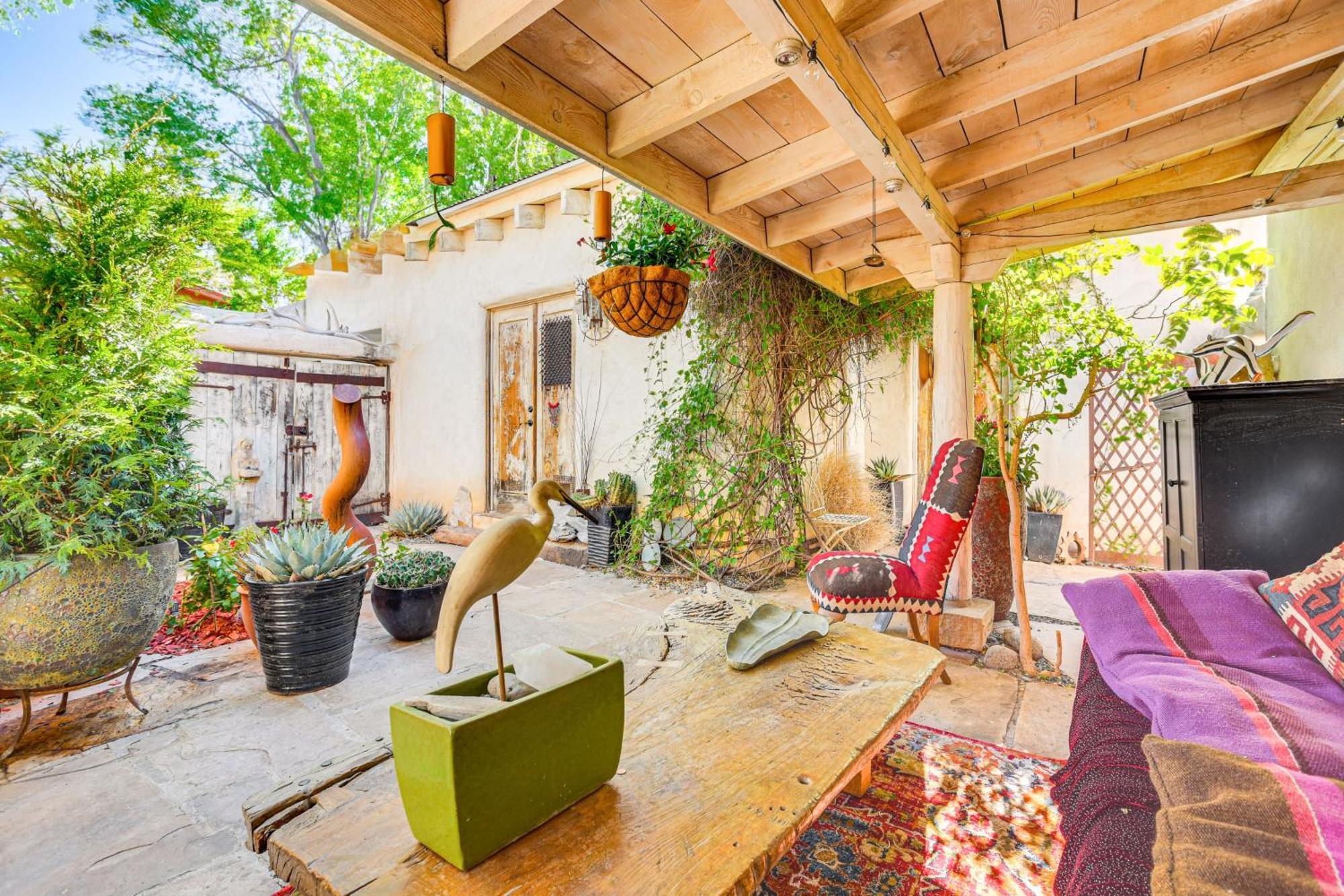 Adobe Studio 2 Blocks To Downtown Santa Fe Plaza! Экстерьер фото
